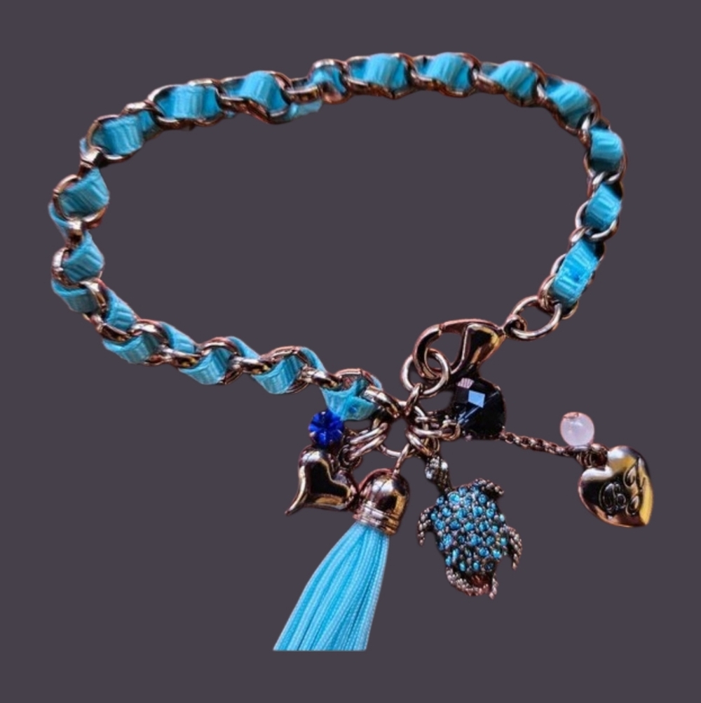 🐢🌻Betsey Johnson Turtle Blue Ribbon Tassel Charm Bracelet - NWOT🌻🐢